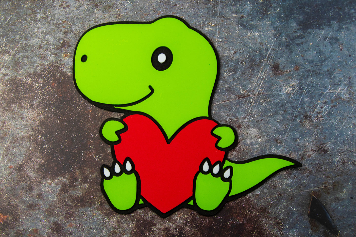 Dino with heart